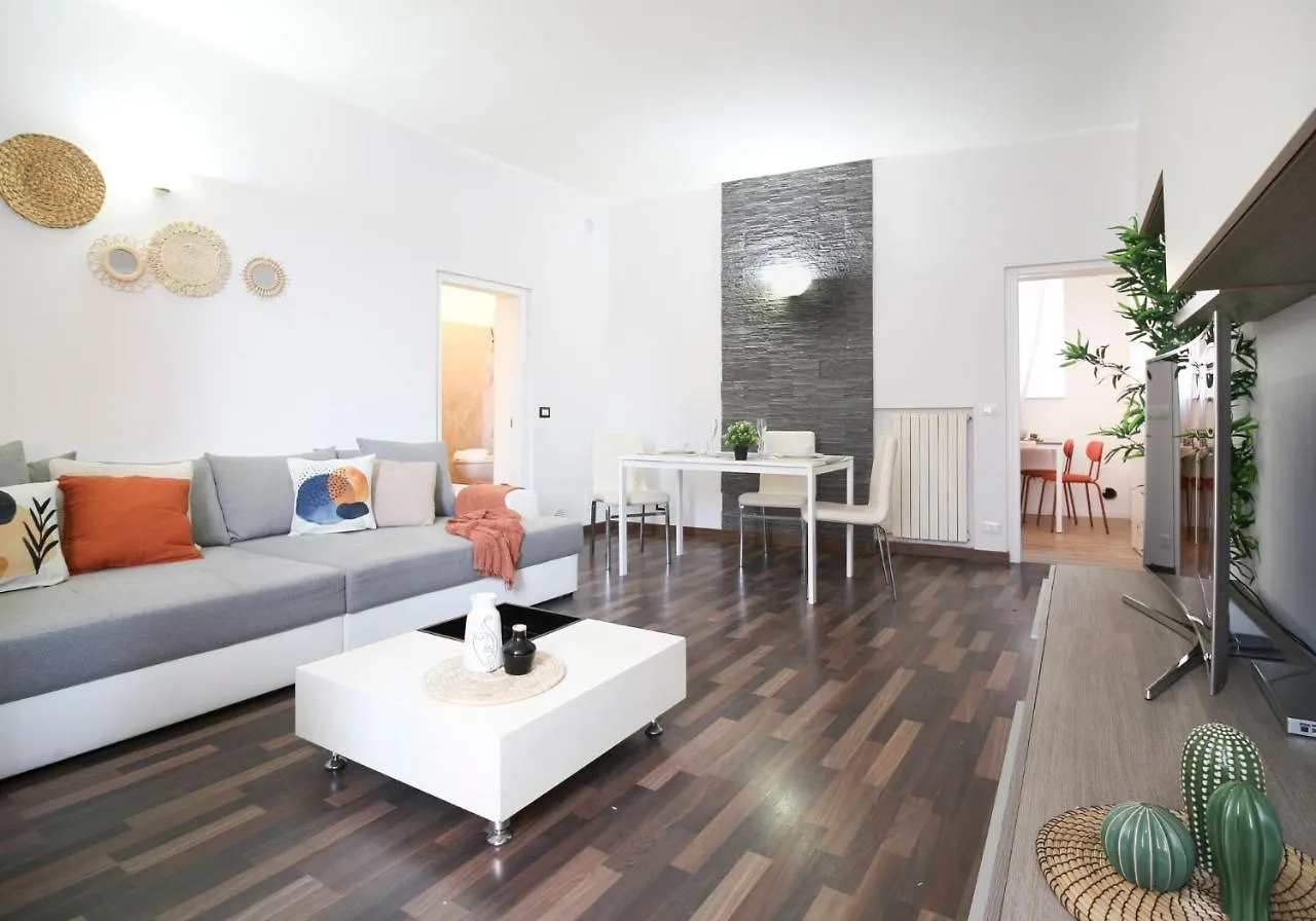 Villa Casa Serenita Vidigulfo Milano Italy